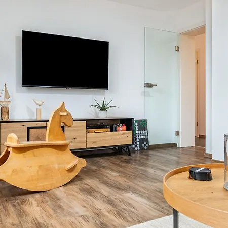 Salem's Treasure Manor *